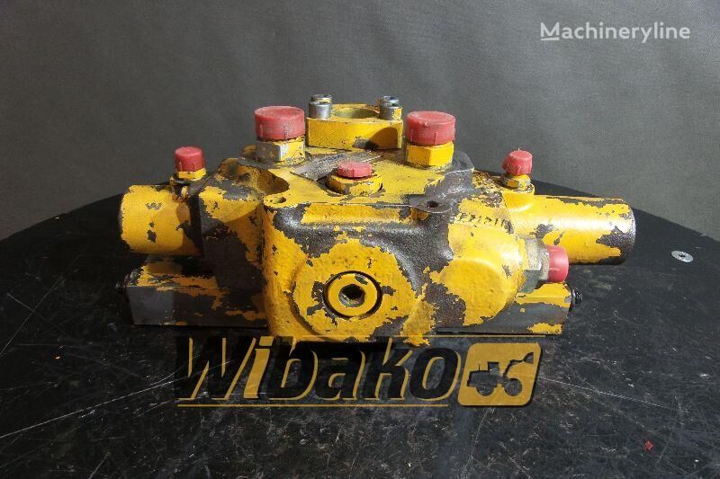 hydraulický rozvaděč Vickers 5006816 pro bagru