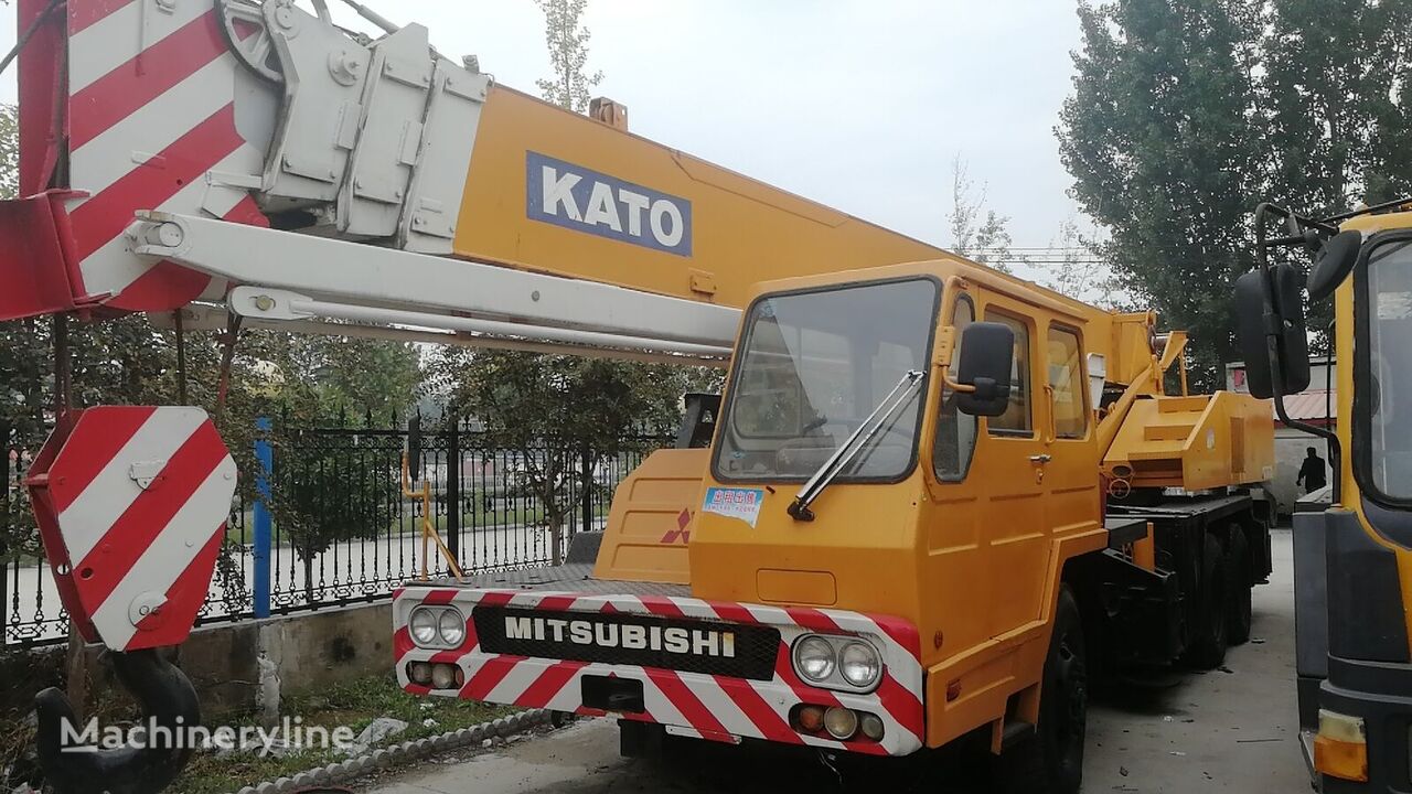 autojeřáb Kato NK250V