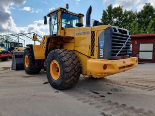 kolový nakladač Volvo L180 F