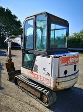 minibagr Bobcat 325