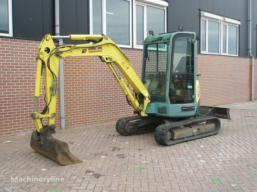 minibagr Yanmar VIO35