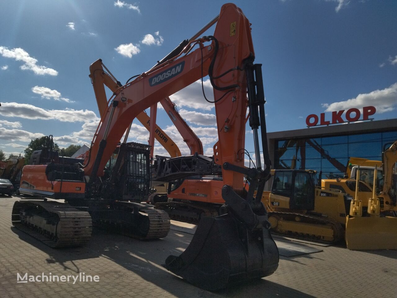 pásové rýpadlo Doosan DX300LC-5   RATY - KREDYT