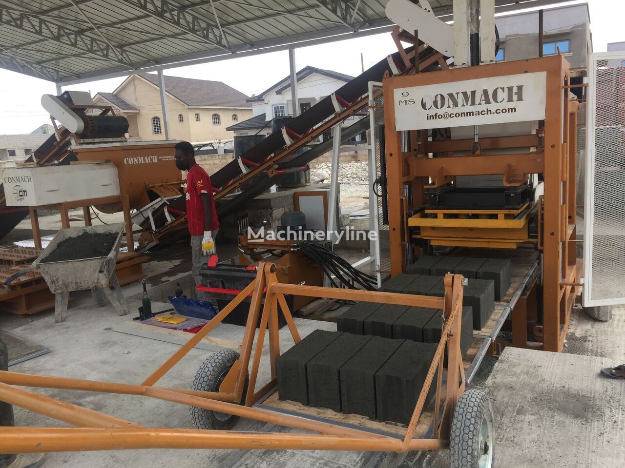 nový stroj na výrobu betonových prefabrikátů Conmach BlockKing-09 MS
