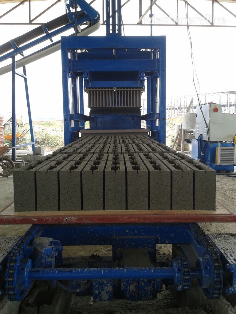 nový stroj na výrobu betonových prefabrikátů Conmach BlockKing-25MS Concrete Block Making Machine -10.000 units/shift