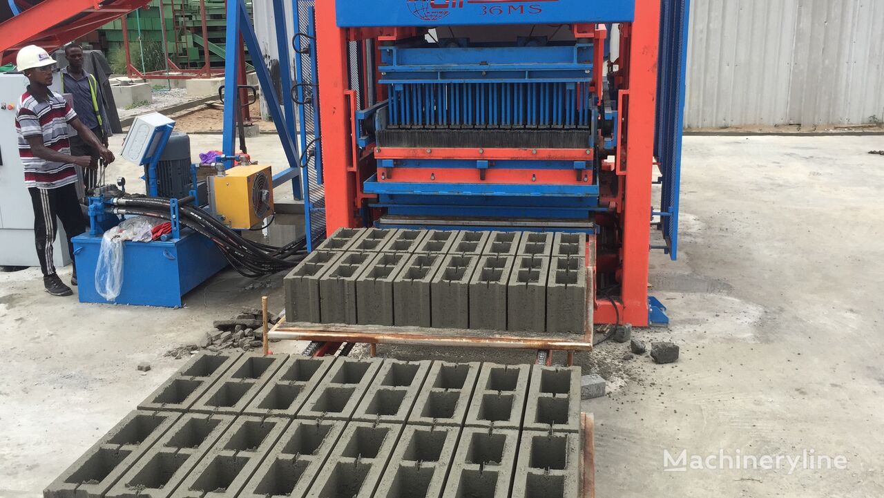 nový stroj na výrobu betonových prefabrikátů Conmach Concrete Block Making Machine -12.000 units/shift